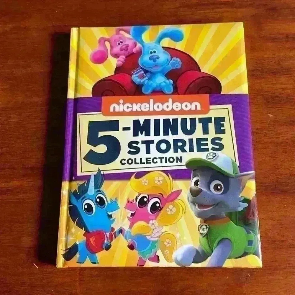 Paw Patrol!  Nickelodeon 5 minute stories book.